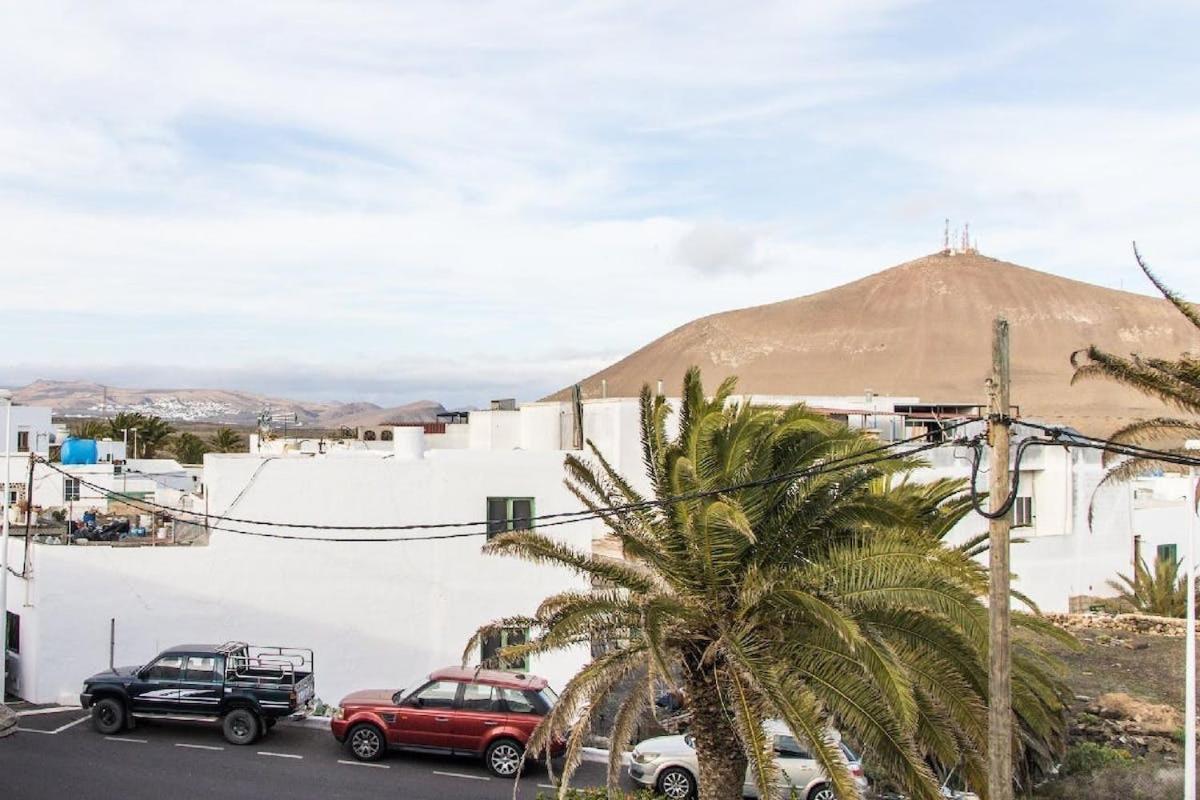 Apartamento Atenea San Bartolome  Bagian luar foto